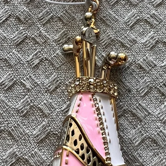 NWT gorgeous and whimsical Piper•K golf bag and clubs pink and cream key ring. - Picture 8 of 12